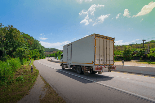 Sololastwagen mit Plane bis 7,5 Tonnen